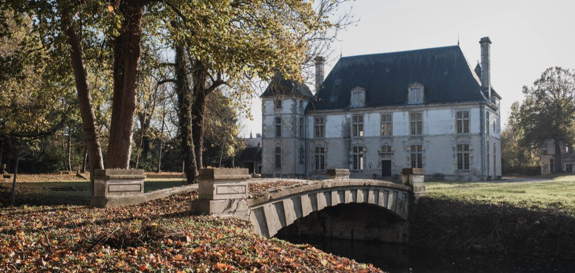 Chateau de Challerange