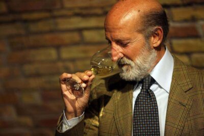 Luca Maroni borpontozási rendszere 125 Luca Maroni borpontozási rendszere