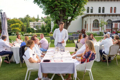 Merülj el az ízek harmóniájában! A Borsuttogó gourmet rendezvények, borestek, borvacsorák megadják erre a lehetőséget 45 Merülj el az ízek harmóniájában! A Borsuttogó gourmet rendezvények, borestek, borvacsorák megadják erre a lehetőséget